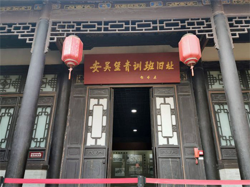 ��������ѡSUV������ ����ƽ���ֶ���ʮ��