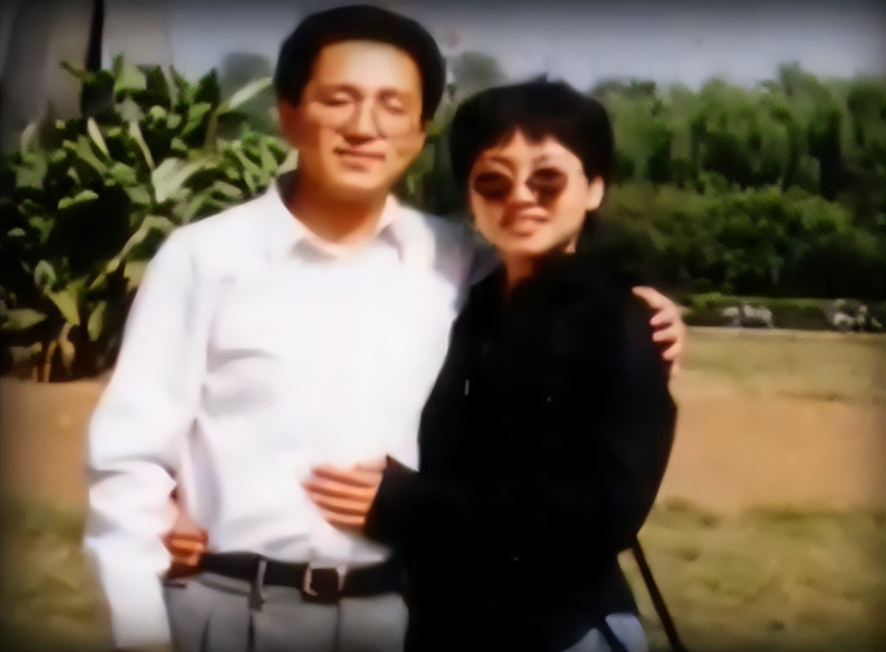 演员句号：二婚娶丫蛋为妻，尽心孝顺岳父母，活成了孝子贤夫