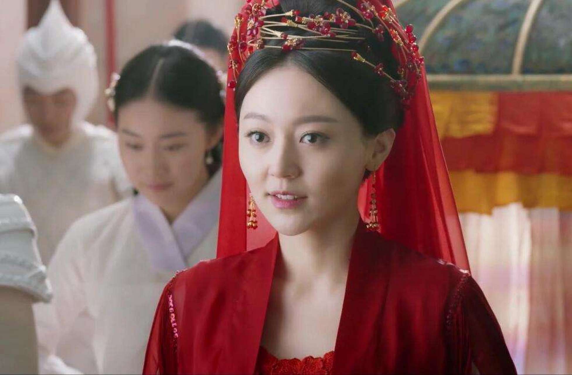 巴蜀盛产辣美人,7位川渝籍女星,个个明媚张扬,甩傻白甜几条街