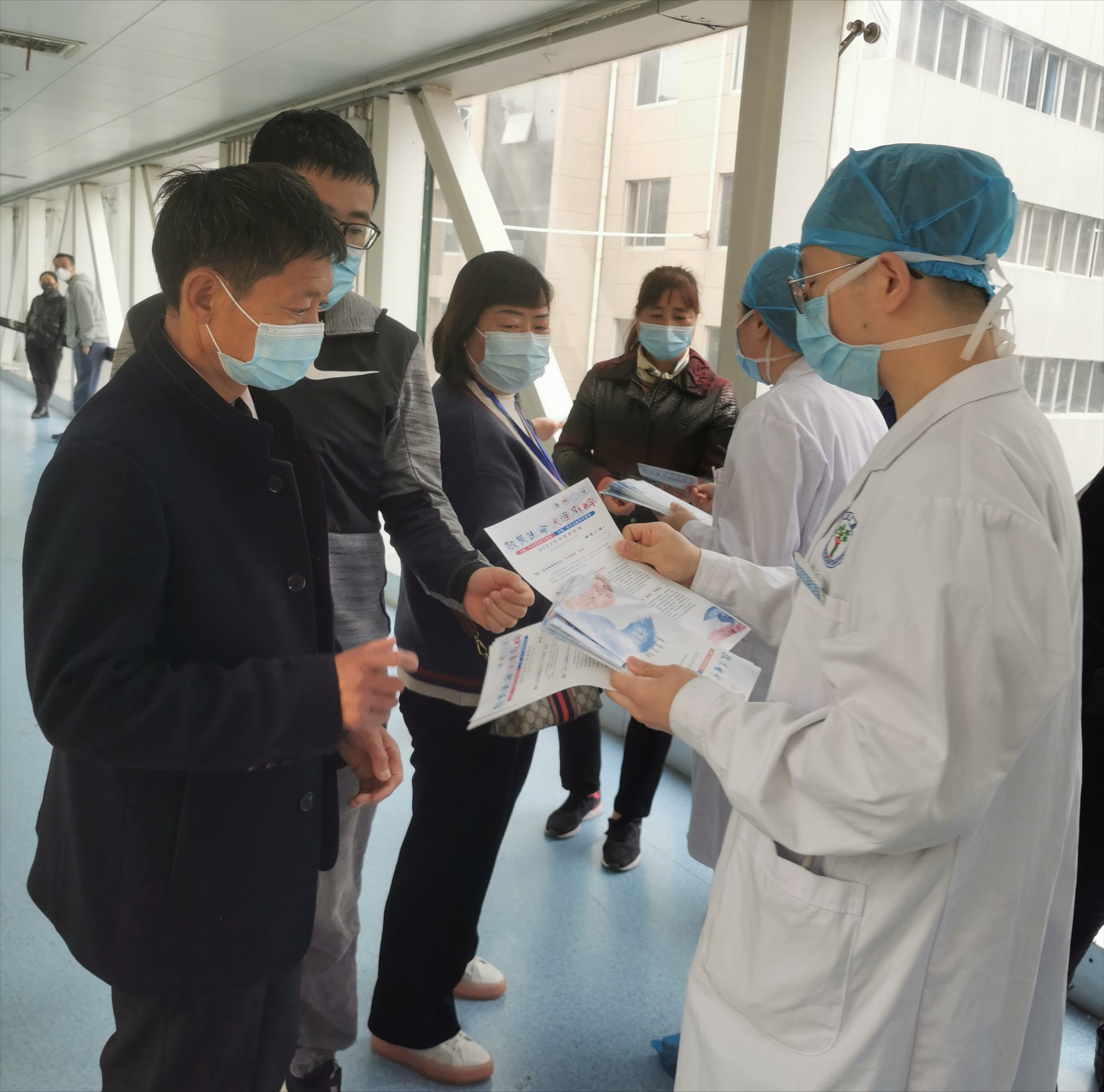 西安市红会医院手术麻醉二科开展“敬畏生命 关注麻醉”宣教活动