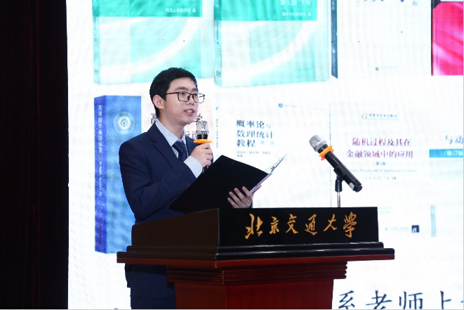 40门课程满绩！北京“超强”学霸：班级第一，学院第一，成功保研北大！