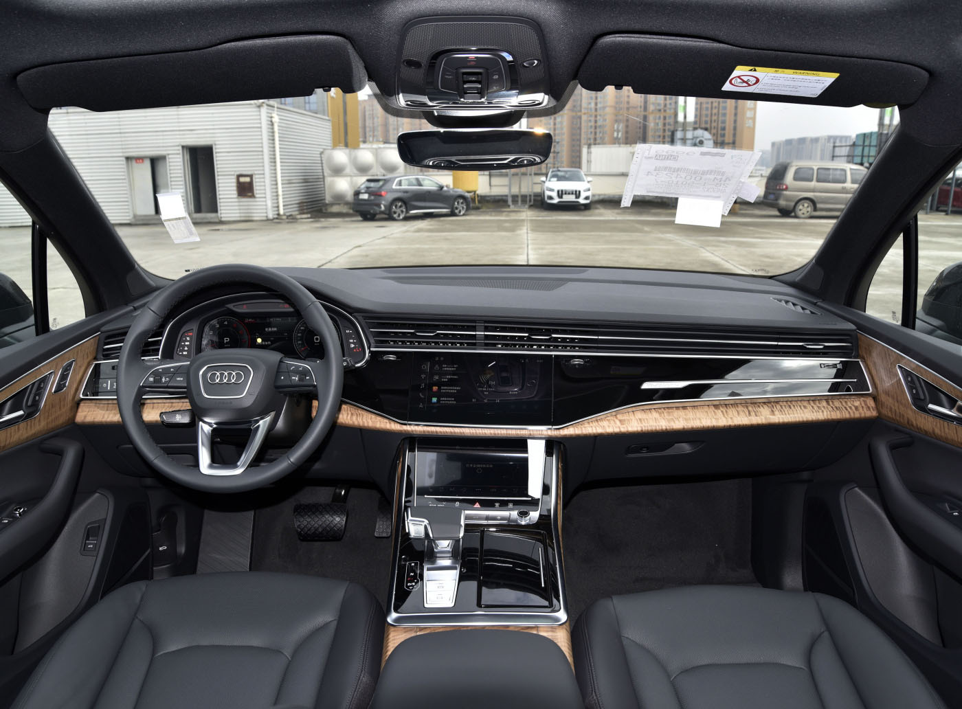 奥迪Q7 冰雪运动版：作为次顶配车型，81.98万的价格值得入手吗？