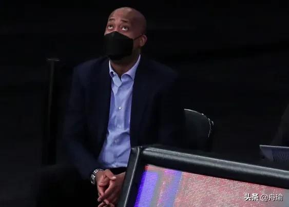 nba有哪些打球厉害的球是(NBA早报：科比运球强于乔丹，追梦炮轰奖项评选，巴恩斯最佳新秀)