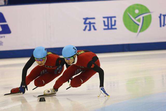 韩国冰刀割伤中国队员（恶意犯规划伤中国选手、买黑哨进了世界杯，韩国为啥“蛮不讲理”）