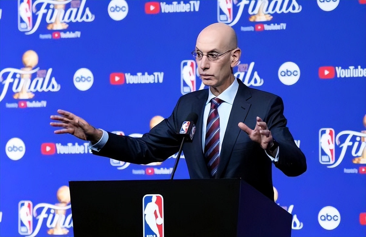 nba球员为什么薪水暴涨(平均工资952万！NBA成最赚钱体育联盟，未来一哥东契奇能拿10亿？)