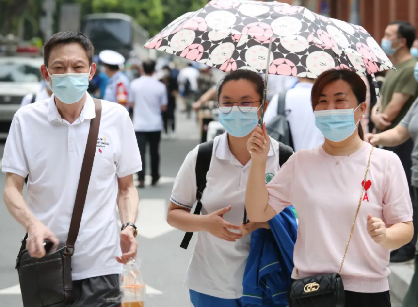 中国大学“口碑”排行榜，第一梯队光宗耀祖，第二梯队都是人上人