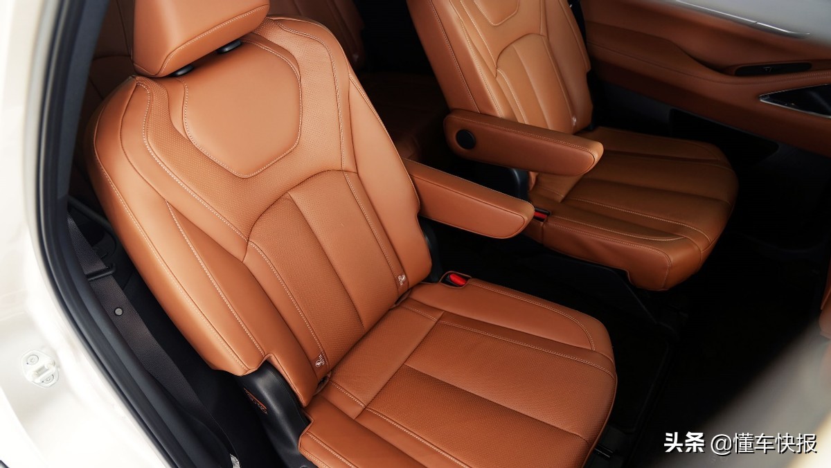 现代东方豪华，售价39.98万元起，一代英菲尼迪QX60实拍解析