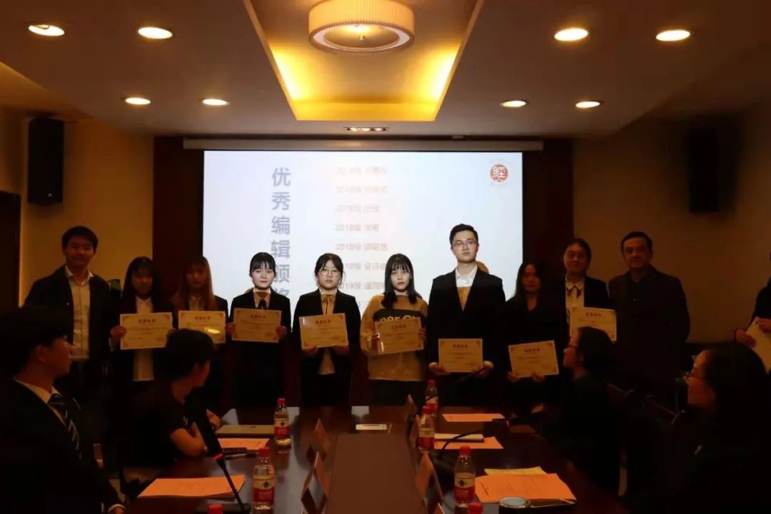 年级第一，手握国奖！重庆名校“才女”成功保研“双一流”！