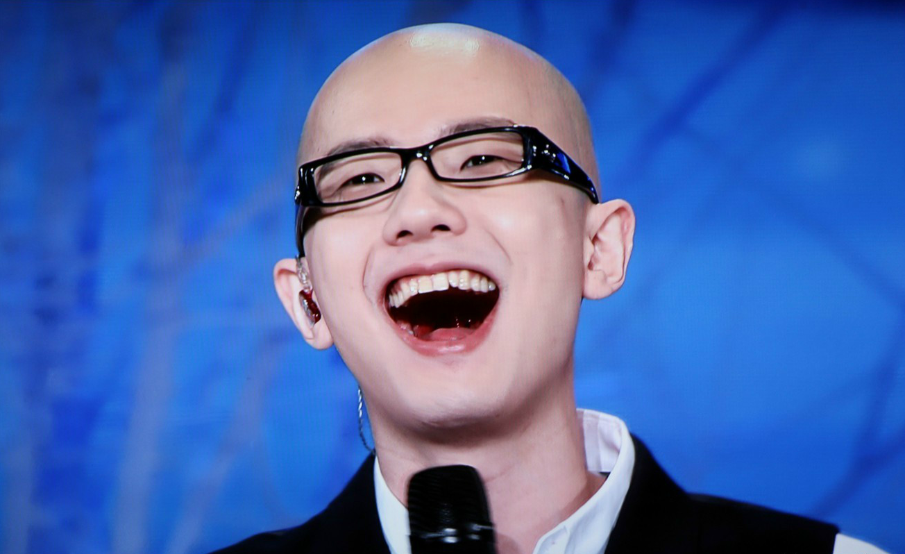 歌手平安:曾是"央视宠儿",5登春晚,隐婚生子,如今怎样了?