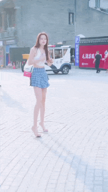 下辈子我一定要做女人,女人只要漂亮就行图片