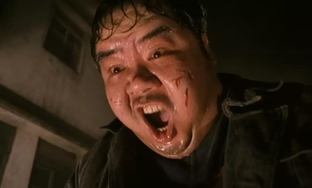 《乌鼠机密档案》:郑则仕演技封神的虐杀b级片