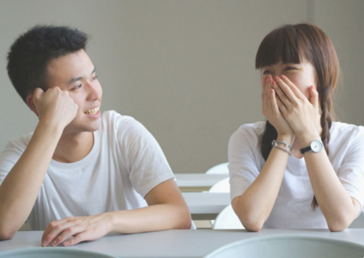 “最好在大学中找对象”，大学生家长给出忠告，别等毕业后再遗憾