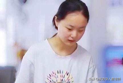 江苏文科状元白湘菱，现已是港大优秀学生，未来打算去美国深造