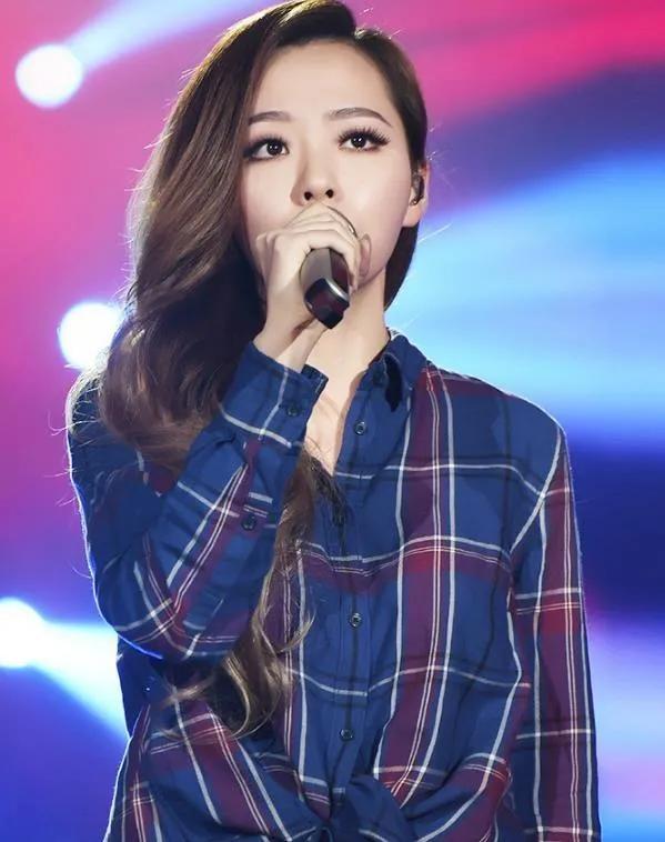 喜欢张靓颖的歌声