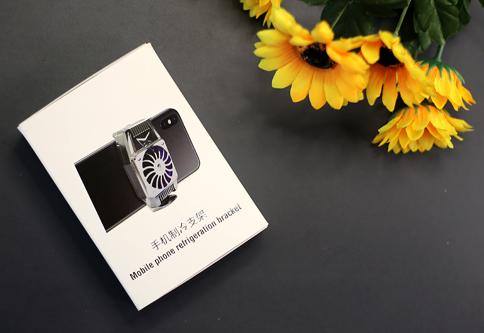 亲民定位，降温便携，奥睿科手机散热背夹