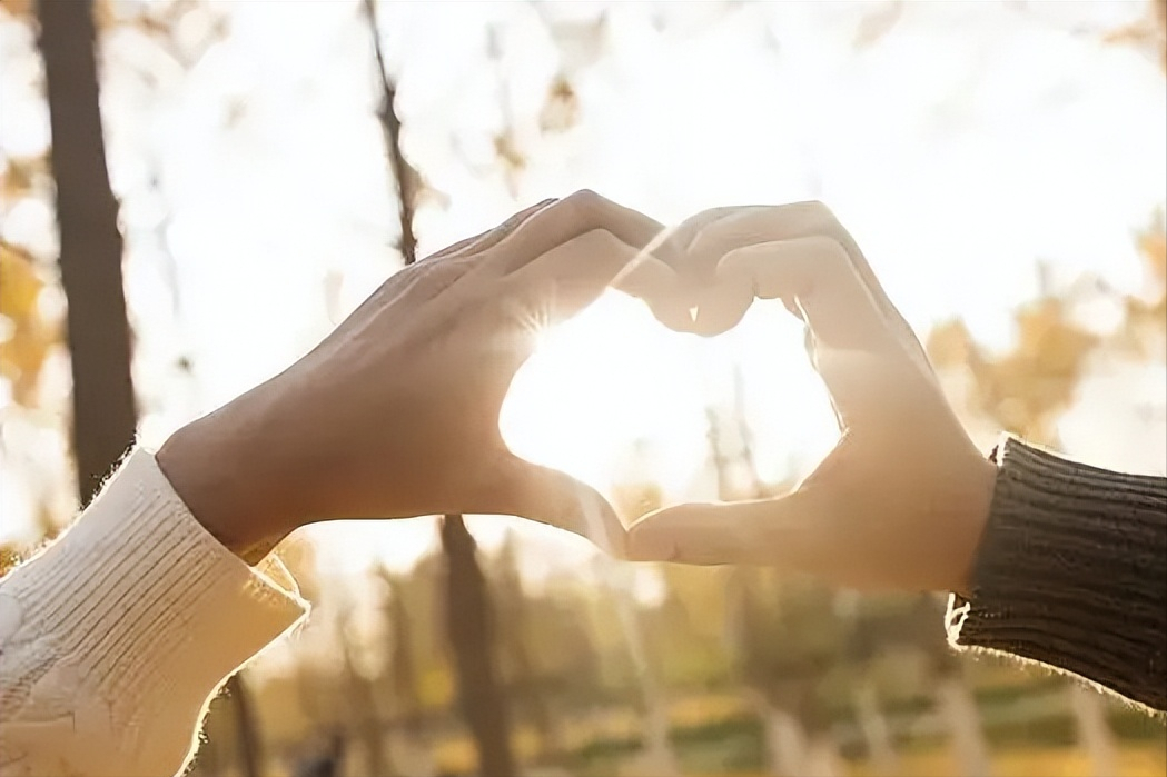 大学老师：为什么我不建议大学生谈恋爱呢？