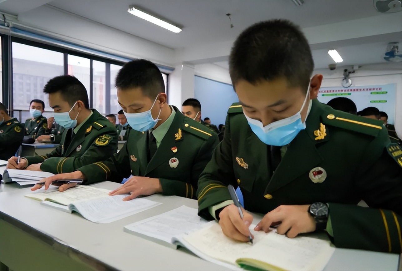 适合“捡漏”的6所军校，未来的前程无忧，更不用担心找不到工作