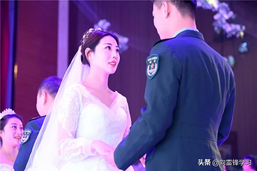 婚纱配军装，她们踏雪而来，美丽不冻人！