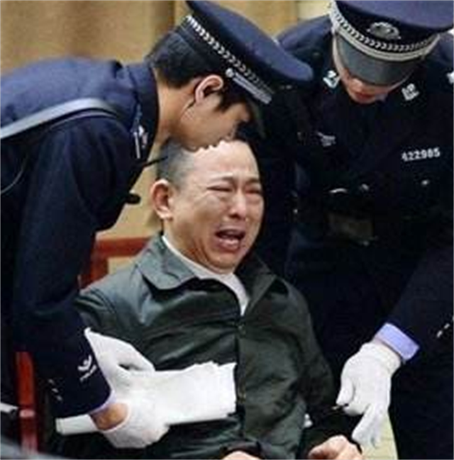 2014年，刘汉前妻出庭作证，刘汉流泪：我最对不起的就是你