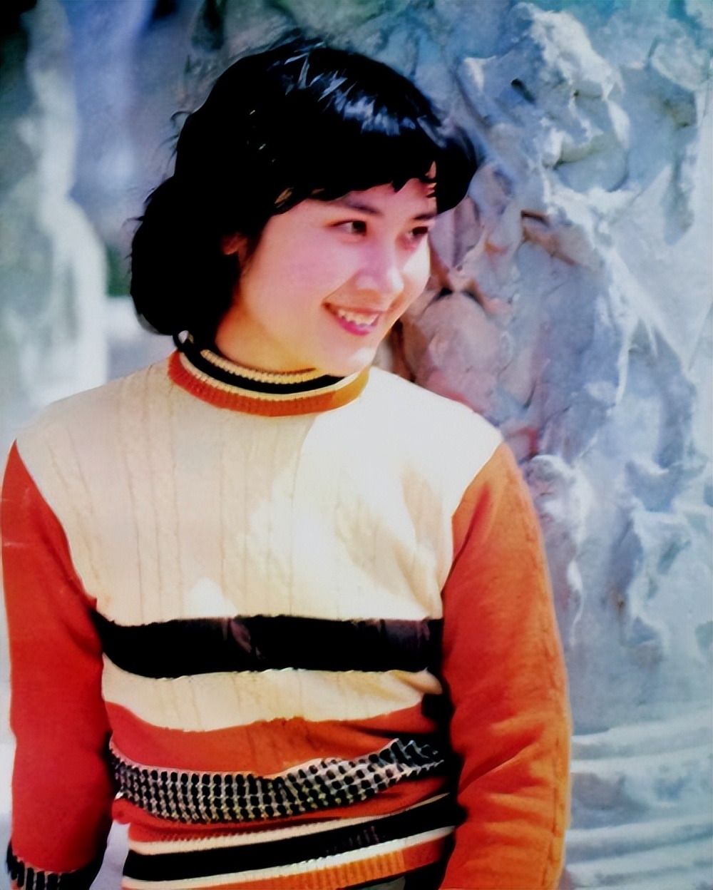 国家一级演员肖雄:当红时为了演戏而离婚,今65岁仍单身的她后悔吗-蘑