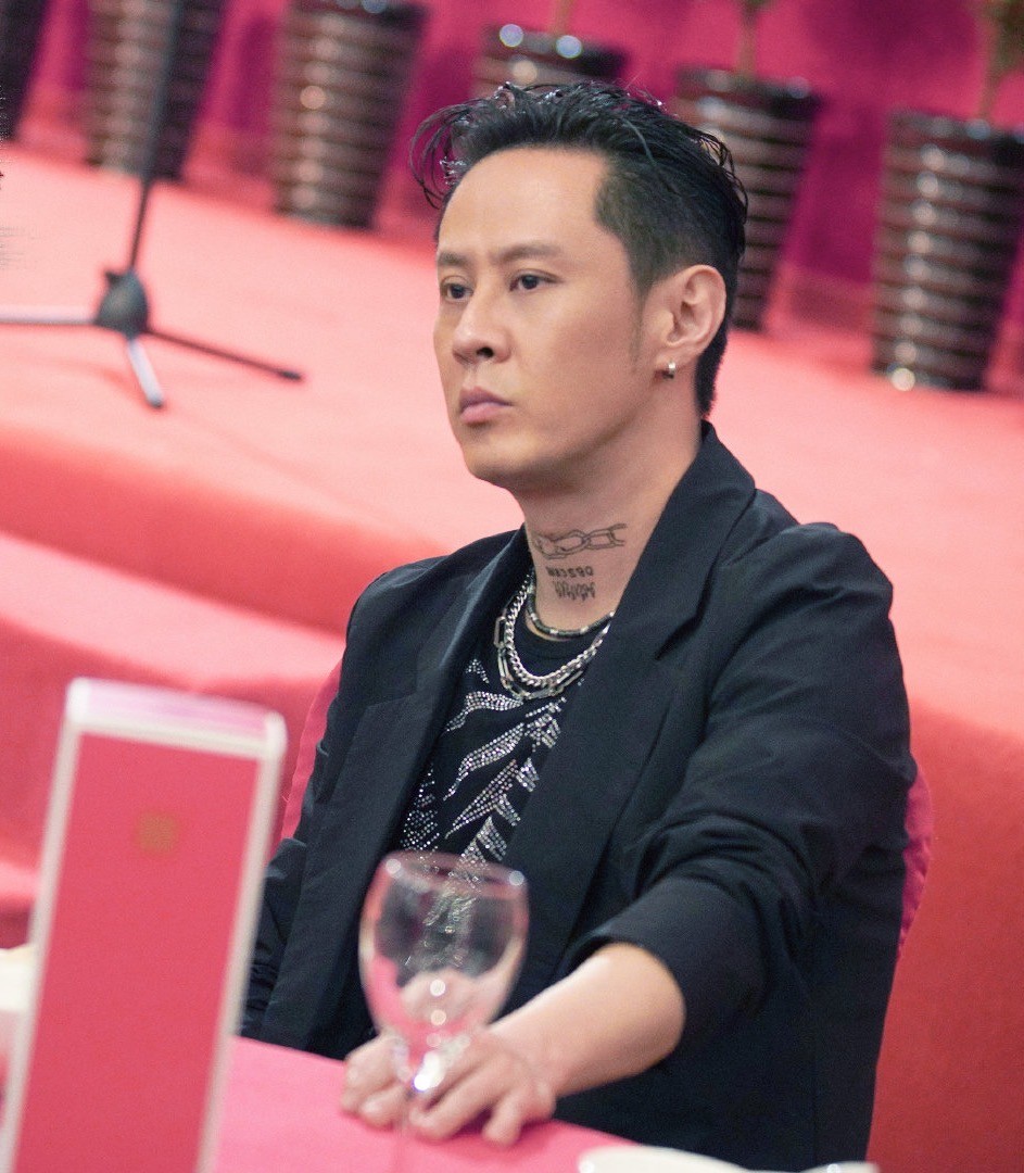 林德禄此次北上尝试将内地演员与港片演员结合到一起,本身想法没什么