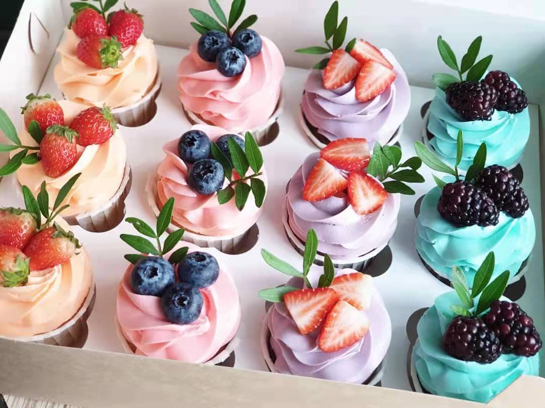 外网最火热的纸杯蛋糕72款造型装饰