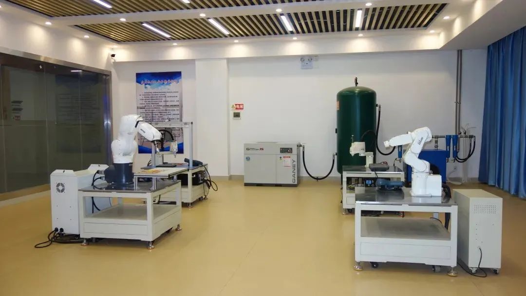 广州华立科技职业学院招录信息丨 2022年春季高考录取查询通道开启