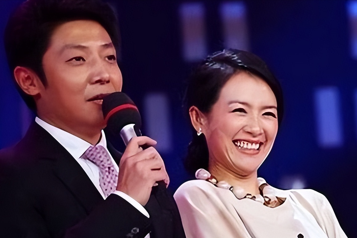 撒贝宁章子怡恋爱被拆散,章母:没有前途,一年工资还不够买包!