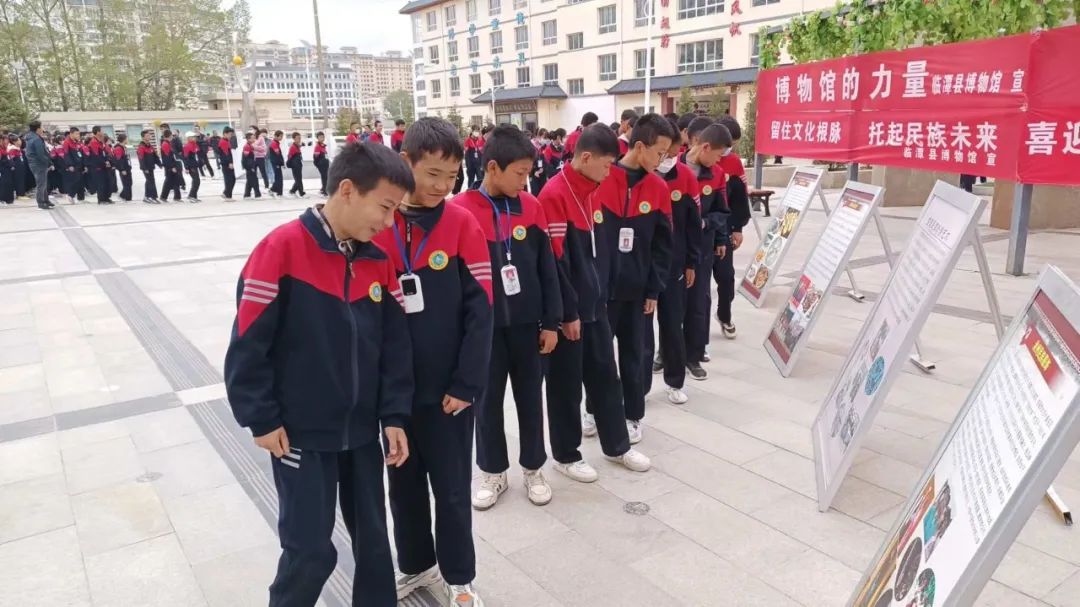 临潭县开展“国际博物馆日”主题宣传活动