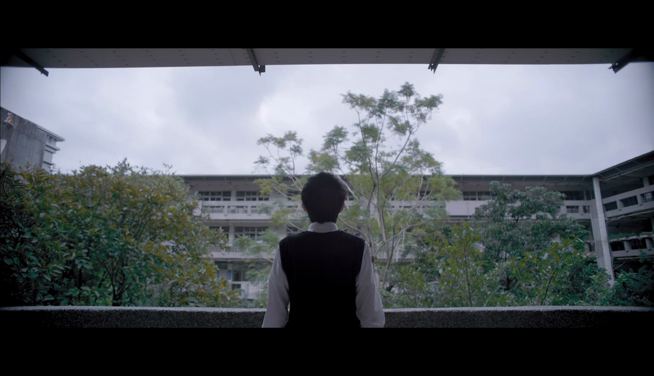 既有恐怖片的惊悚，也有校园欺凌的罪恶，令人惊艳的台湾B级片