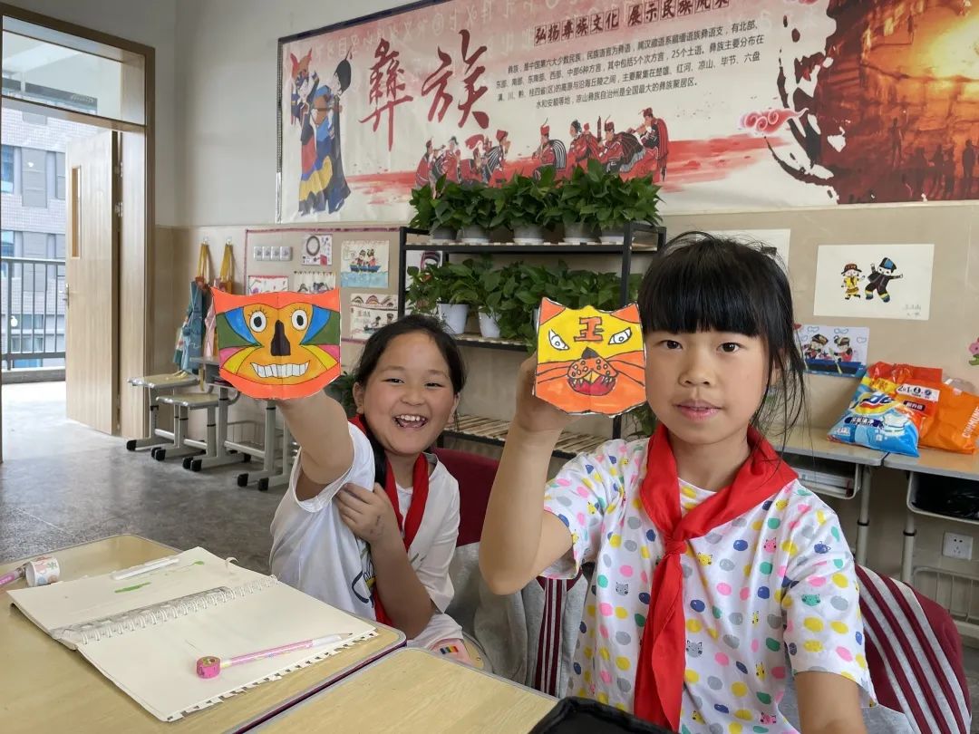 美在附小——记天府新区新兴中学附属小学开展第一届艺术节
