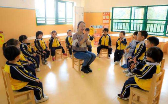 官方公布新一批“爆款”名字，榜首使用率高达2万，老师有点无奈