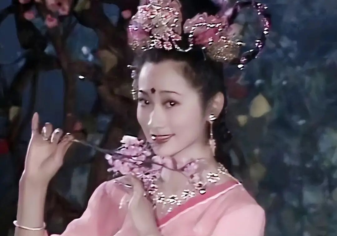 欣赏下美女(86版《西游记》三十五幅美女照欣赏,中国颜值的天花板就在