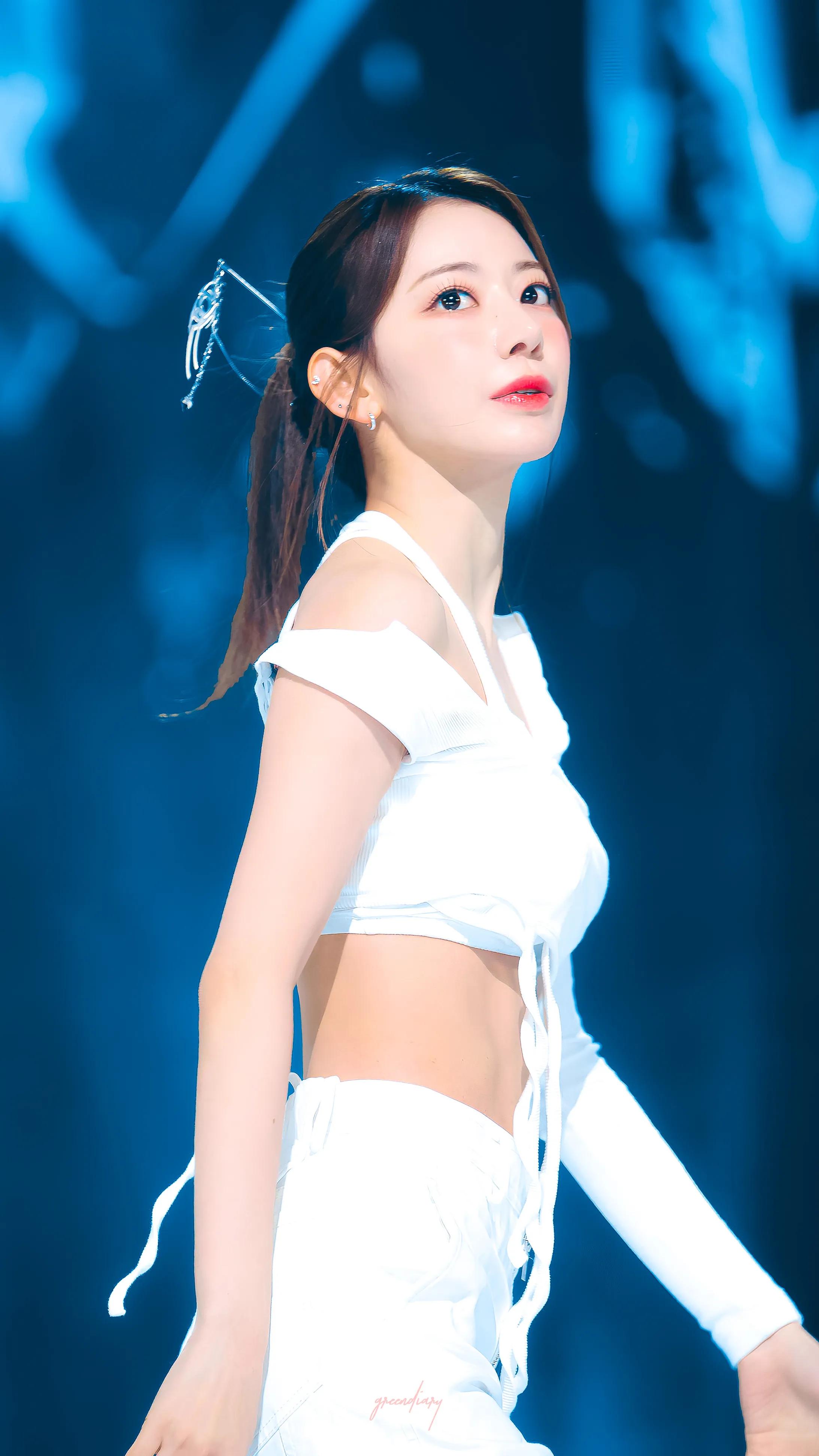 绝美"小樱花"宫脇咲良小清新写真图集,元气十足大眼迷人