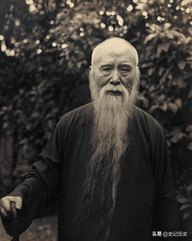 ����12�����������ϯ����ɭ����ȥ��������ʯ�ʴ��ң�����ɵģ�