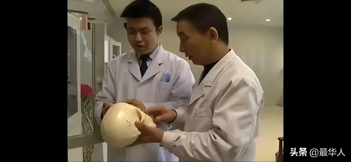 “中华殡仪整容第一人”：42年间他让40多万张脸栩栩如生