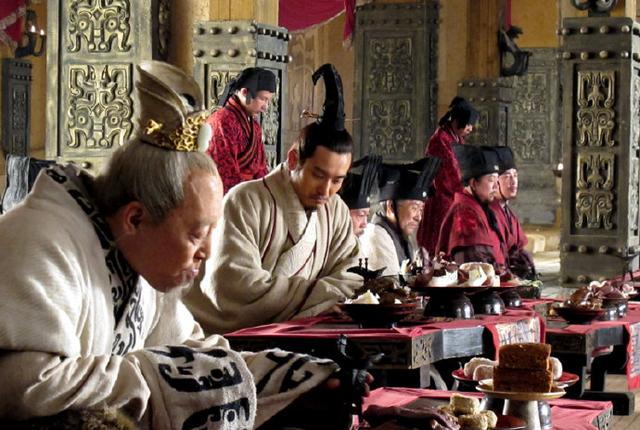 二桃杀三士、侯嬴死义，田光死节，古人为何那么多人自杀明志？