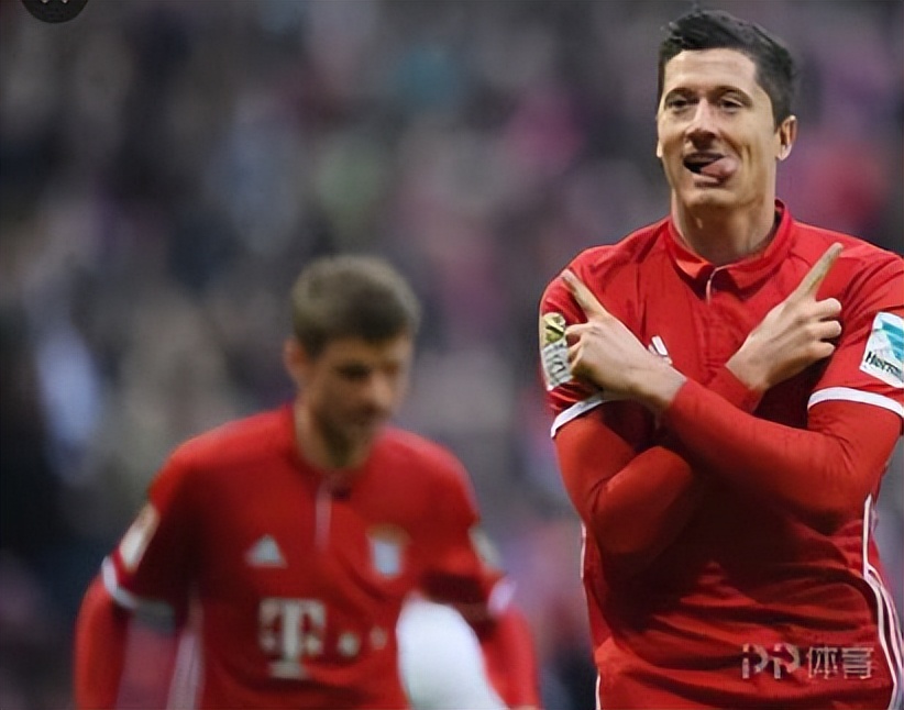 拿德甲最多的球员（德媒盘点莱万纪录：德甲单赛季最多进球、9分钟上演五子登科）-趣拿体育