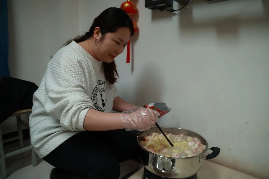 那就淺淺凡爾賽一下吧
