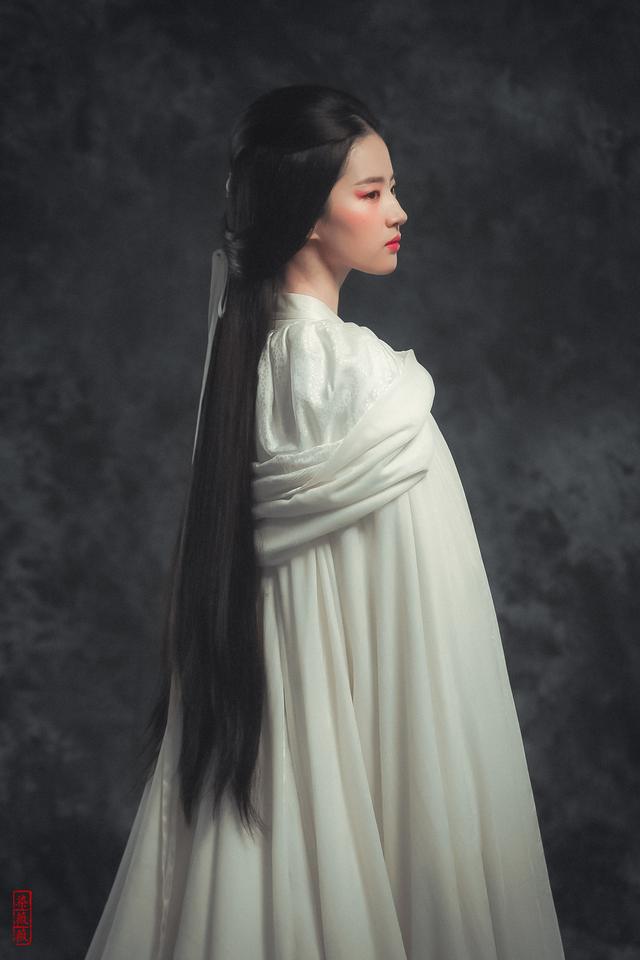 《铜雀台》中的刘亦菲,翩若惊鸿,美得让人惊艳