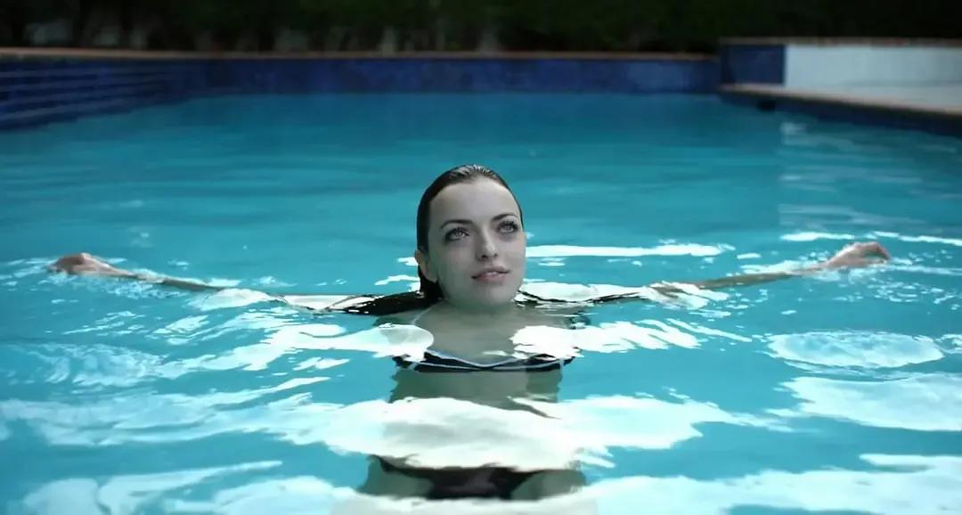 世界电影(0400)美国电影《复仇天使》(1993)剧照欣赏