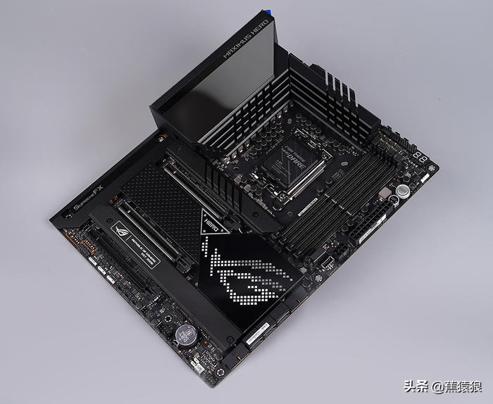 12700K/ Z69O HERO / RTX3080 PGF，联力鬼斧 2 机箱装机展示