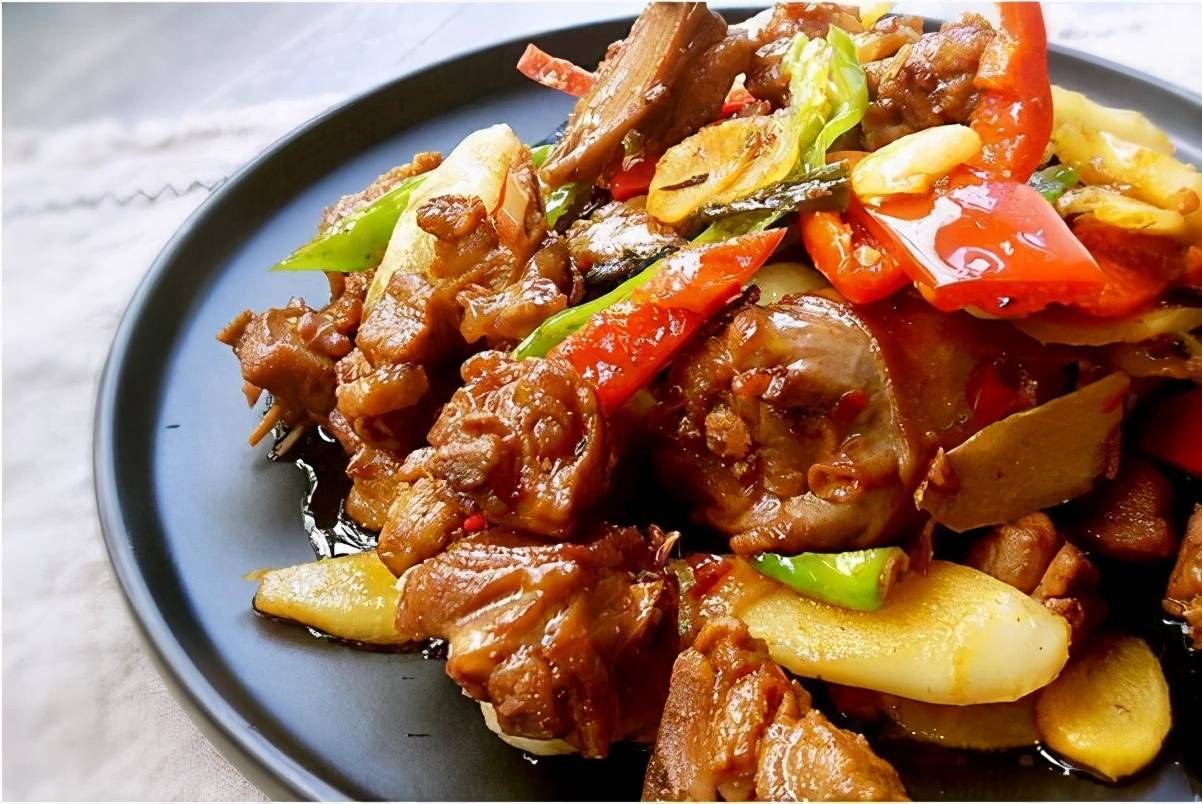 【苦瓜炒仔鸭】做法步骤图 一起来大快朵颐吧 特香-起舞食谱网