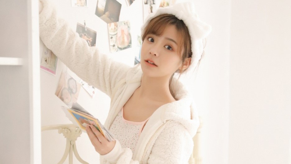 怎么追一个高冷女生？外表高冷的女生怎么追？