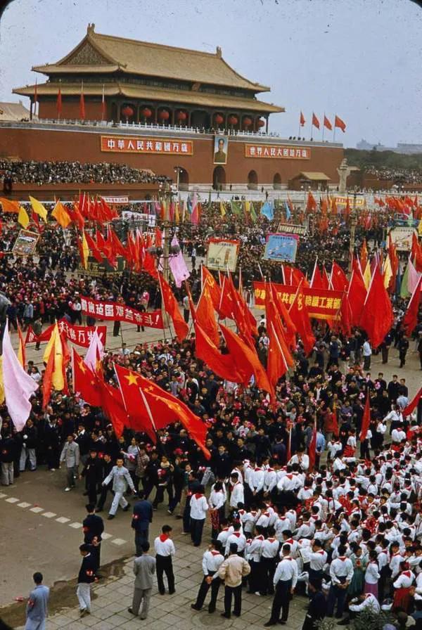 毛主席時代26年的輝煌成就