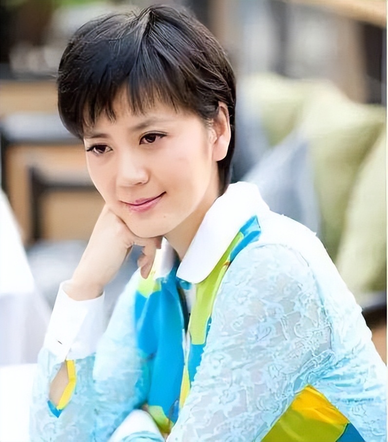 沈冰:曾经的"央视名嘴",嫁富商后锒铛入狱,如今她后悔过吗?-蘑菇号