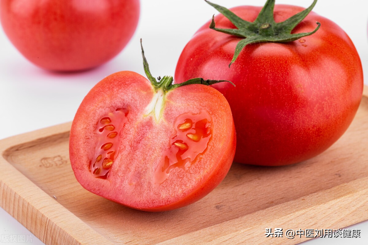 一个番茄的热量（盘点减肥期宜吃的3种水果）