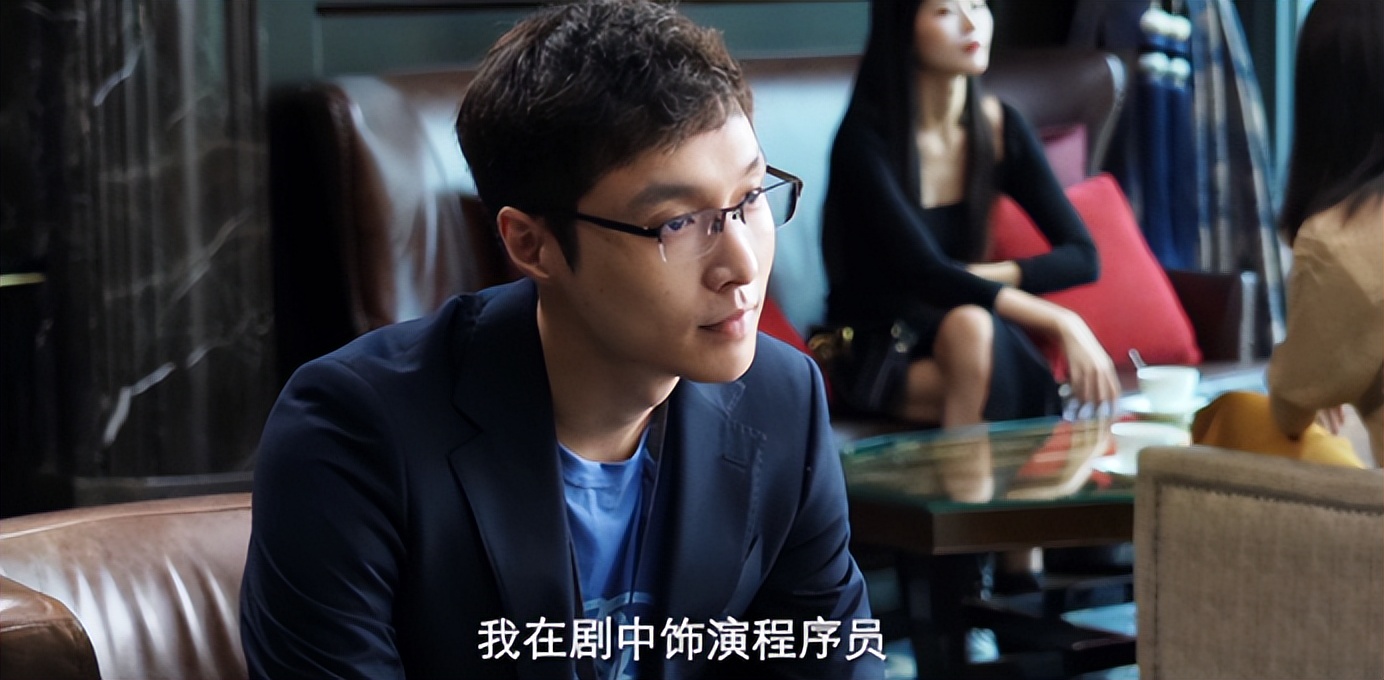 男演员长得好看多重要?看《孤注一掷》的张艺兴和王传君就知道了