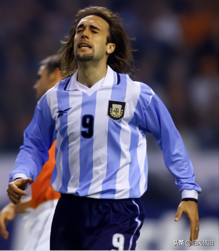 1998年世界杯阿根廷对荷兰（“小毛驴”染红，“冰王子”绝杀，98年荷阿大战无尽反转）