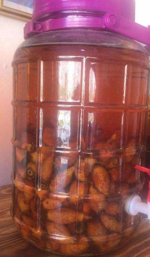 农村12种常见的野果可以泡酒,如果你家乡有,记得去采摘别错过